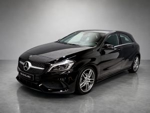Mercedes Benz A180 AMG (2018)