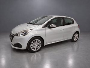 Peugeot 208 1657KHV · foto 03